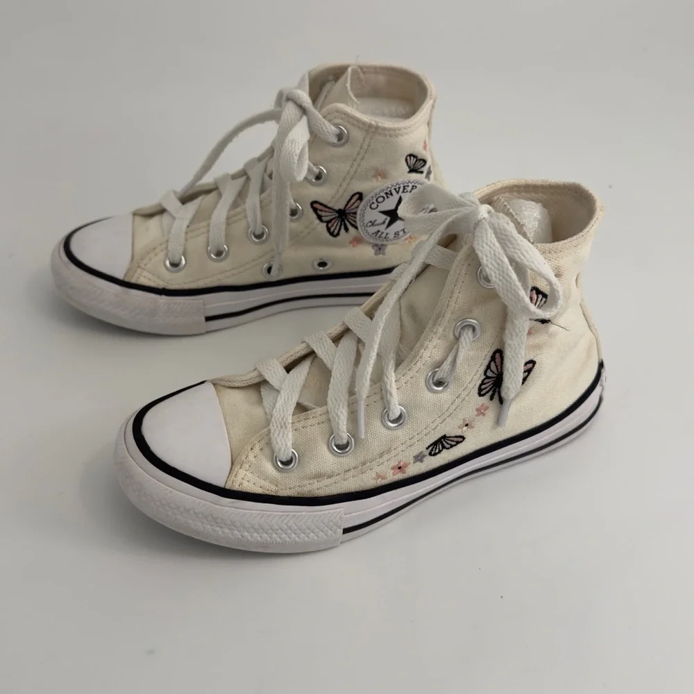 Converse Chuck Taylor All Star Butterflies Big Kid Girls' High Top shoes sz 12‎